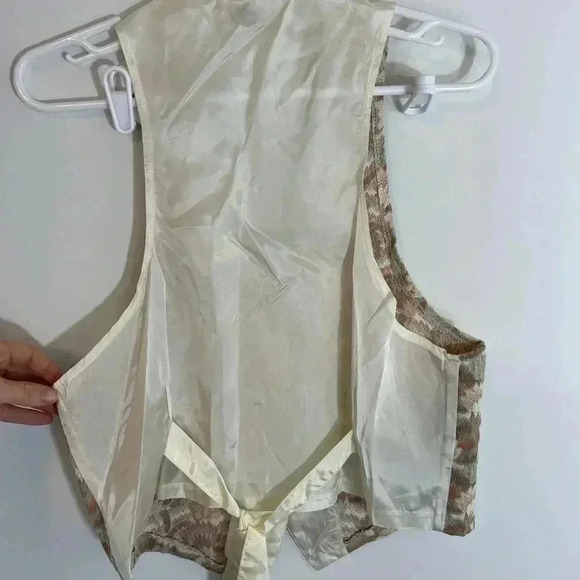 VINTAGE STYLE VEST - Picture 11 of 14